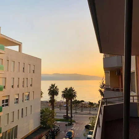 View Lungomare Apartment